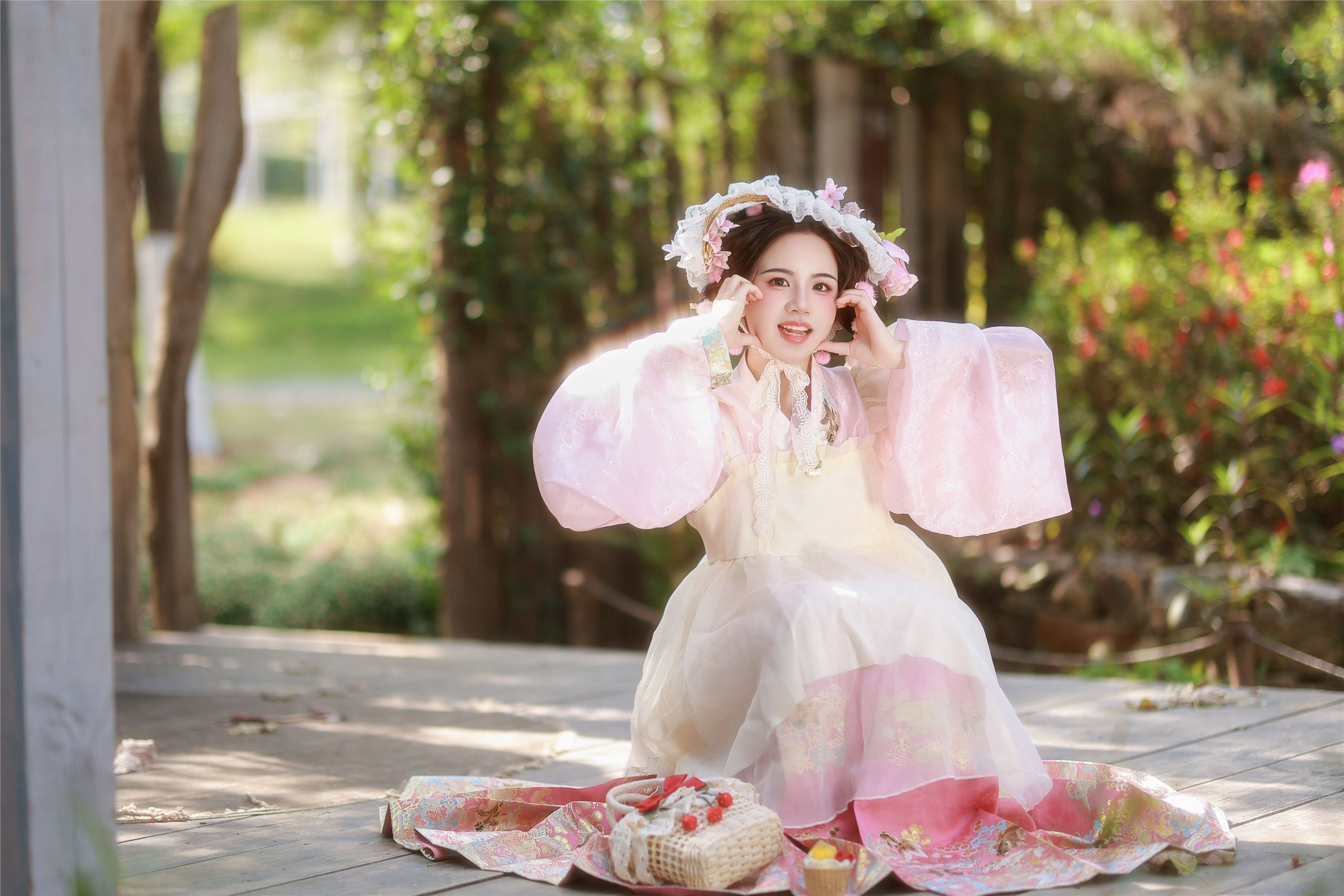 YITUYU艺图语 2025.02.01 草莓甜心 小杜同学